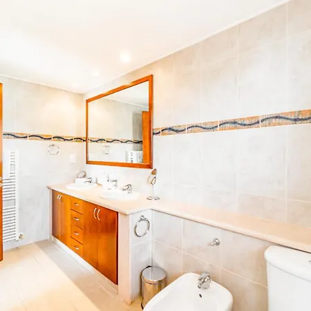 Villa Demiana By Ezoria Coral Bay