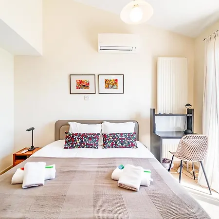 Demiana By Ezoria Villa Coral Bay