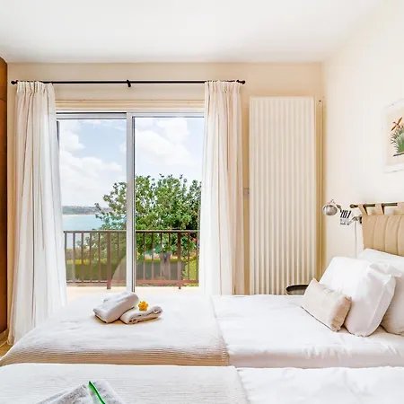 Demiana By Ezoria ヴィラ *