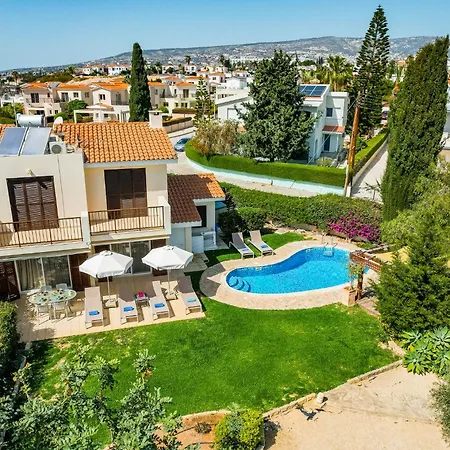 Villa Demiana By Ezoria