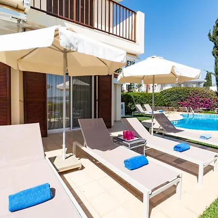 Demiana By Ezoria ヴィラ コーラル・ベイ