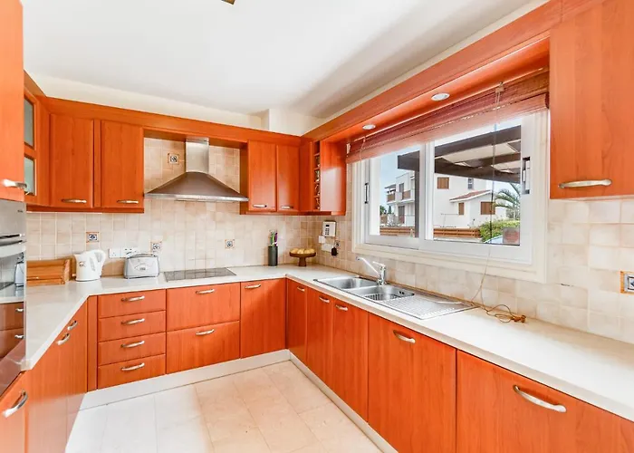 Willa Demiana By Ezoria Coral Bay