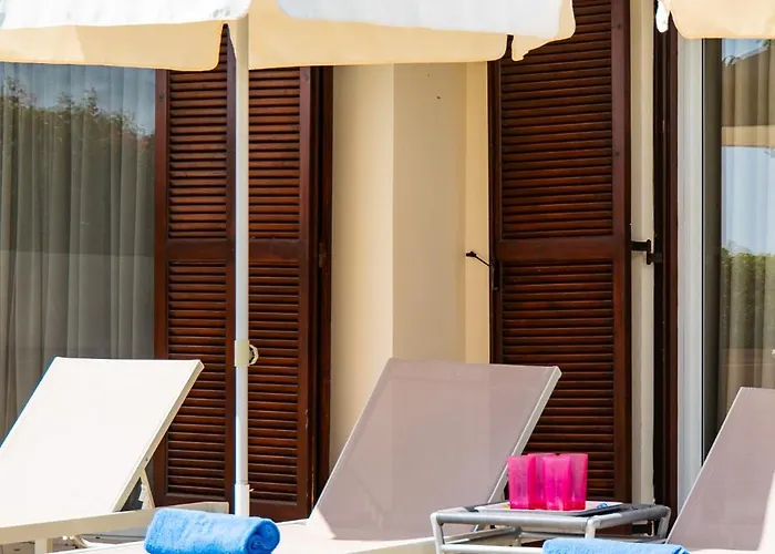 Demiana By Ezoria * Coral Bay